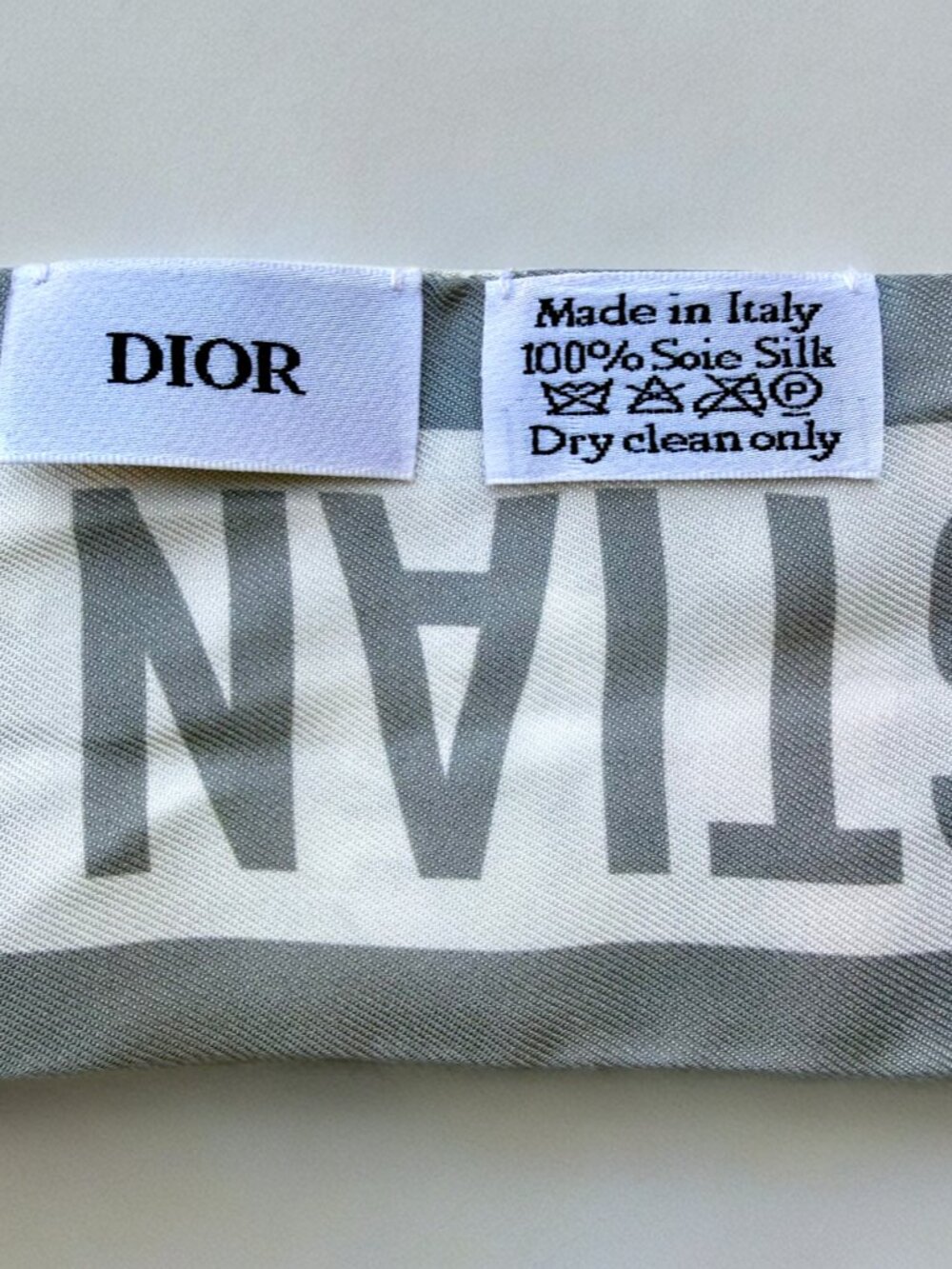 Christian Dior D-Millefiori Floral White Mitzah Silk Bandeau Long Scarf - Picture 8 of 8